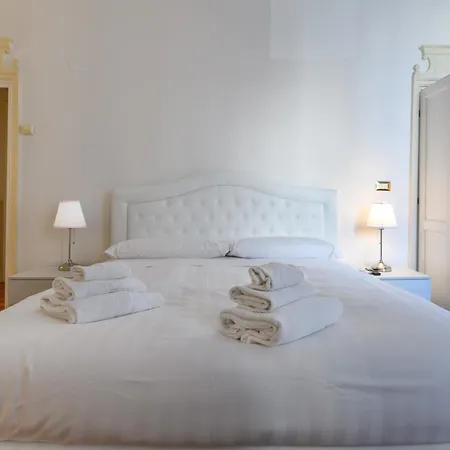 דירה Center - Pantheon